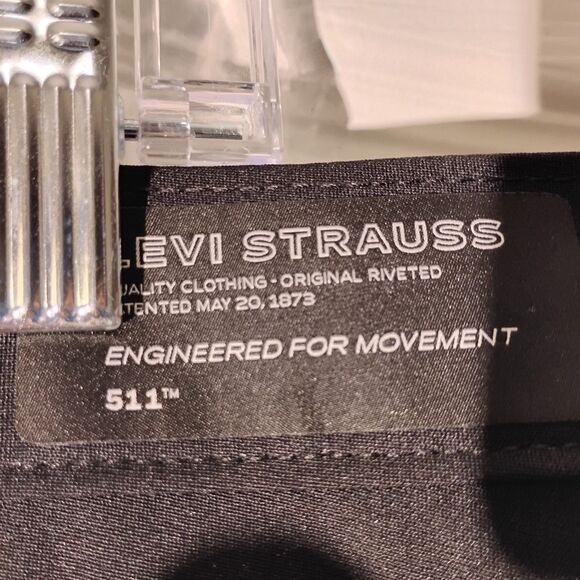 Levi's 511 pants mens 38x30 black movement chino performance stretch flat front - Picture 4 of 11